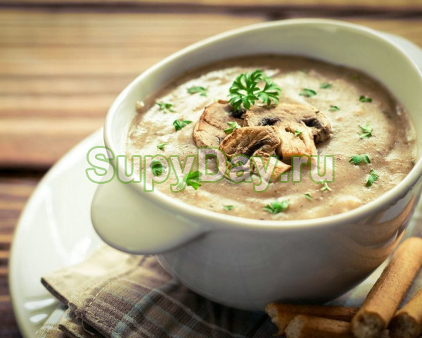 Грибной суп в мультиварке из замороженных грибов и кукурузы