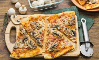 Пицца с грибами - 8 рецептов в духовке в домашних условиях с пошаговыми фото