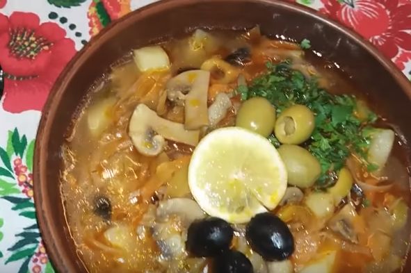 Как приготовить суп солянка с грибами по пошаговому рецепту с фото