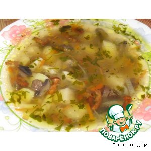Рецепт: Суп с лисичками и шампиньонами