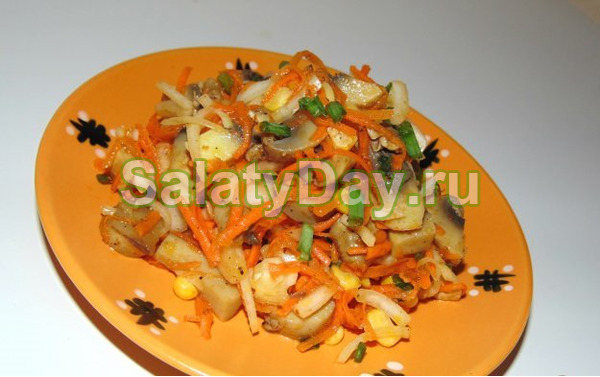 Салат из маринованных грибов и морковки