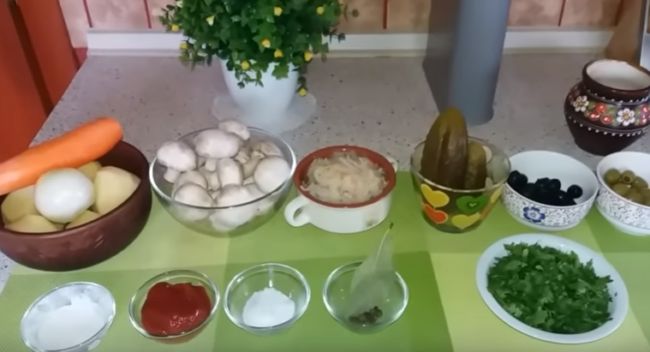 Грибная солянка с капустой на зиму - 5 рецептов впрок