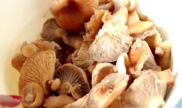 Суп из соленых грибов - рецепт с фото, как сварить