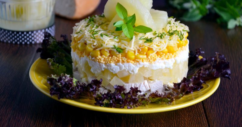 Салат с курицей и шампиньонами – 10 рецептов приготовления с пошаговыми фото