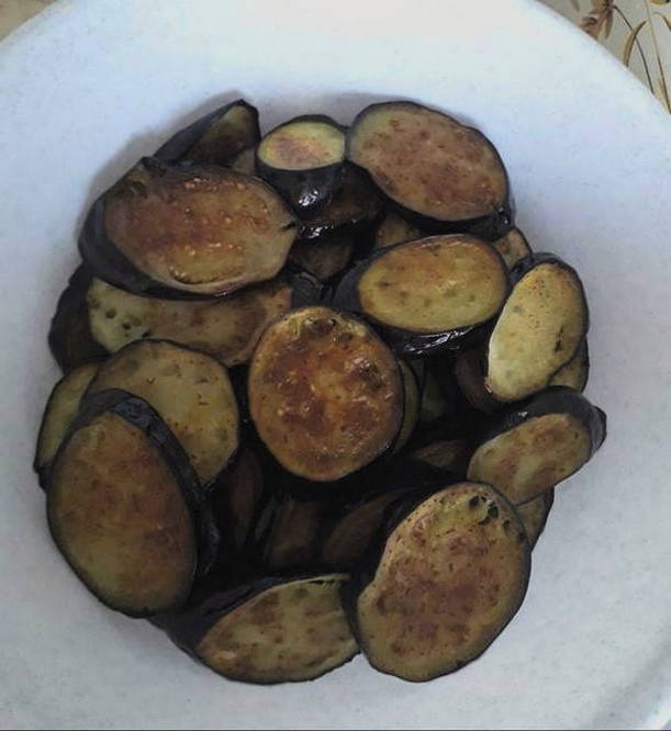 Баклажаны с шампиньонами: рецепт на зиму и 2 способа приготовления консервации