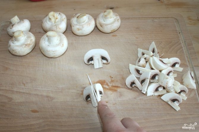 Куриная грудка с грибами в мультиварке, простой пошаговый рецепт с фото