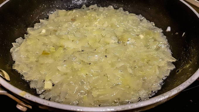 Индейка в сливочном соусе - 8 рецептов в духовке, на сковороде