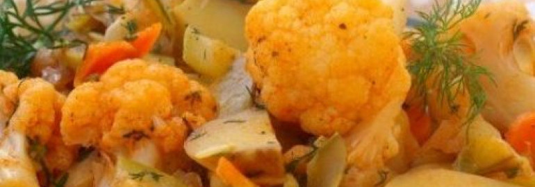 Как вкусно потушить капусту с картошкой, рецепты