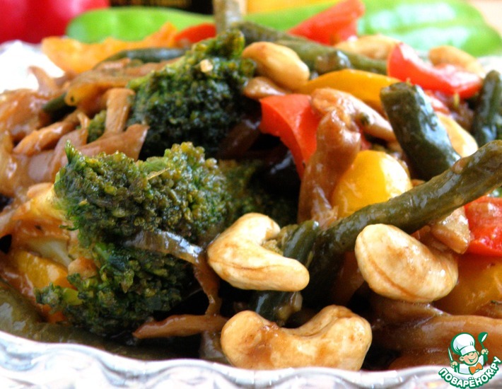 Рецепт: Брокколи с грибами и овощами
