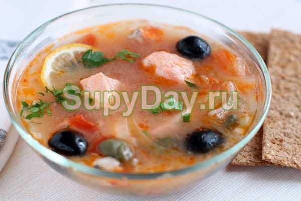 Суп солянка с грибами и рыбными деликатесами