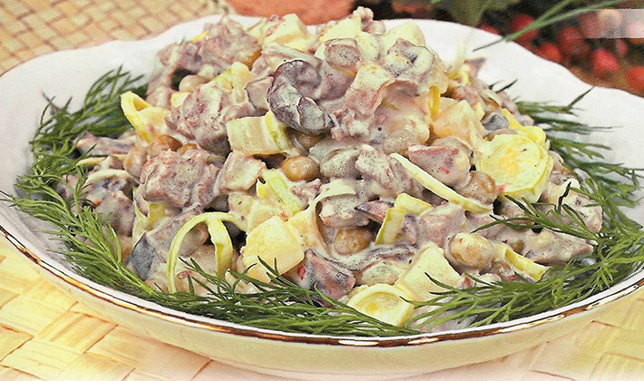 Рецепты салатов из белых грибов (с фото)