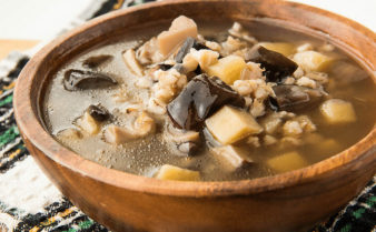 Суп с сушеными грибами - 7 простых рецептов
