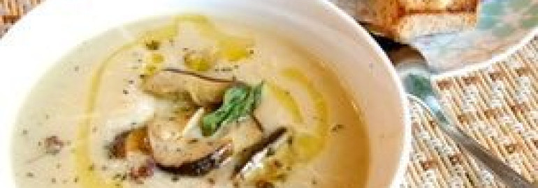 Французский суп с шампиньонами и сухариками