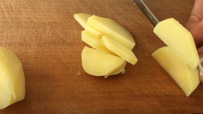 Картошка с грибами в духовке - 5 простых рецептов