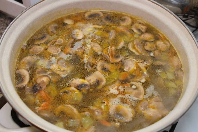 Рецепт сырного супа с шампиньонами