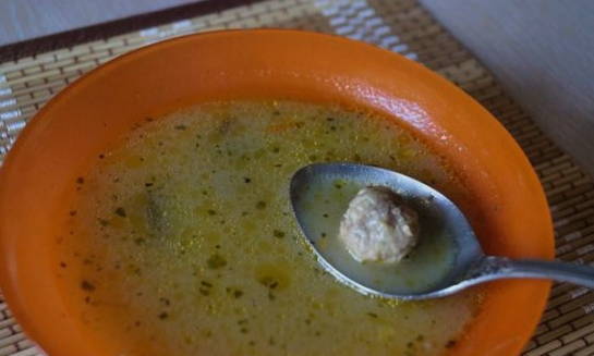 Суп с шампиньонами и плавленым сыром