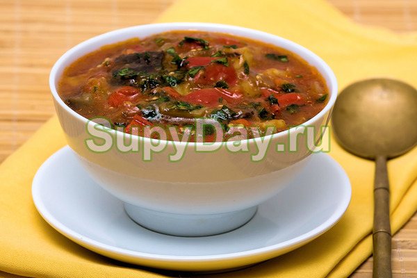 Грибной суп из свежих опят с помидорами