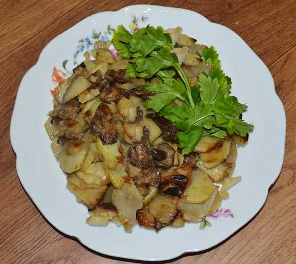 Картошка в духовке с опятами: грибное угощение для всей семьи