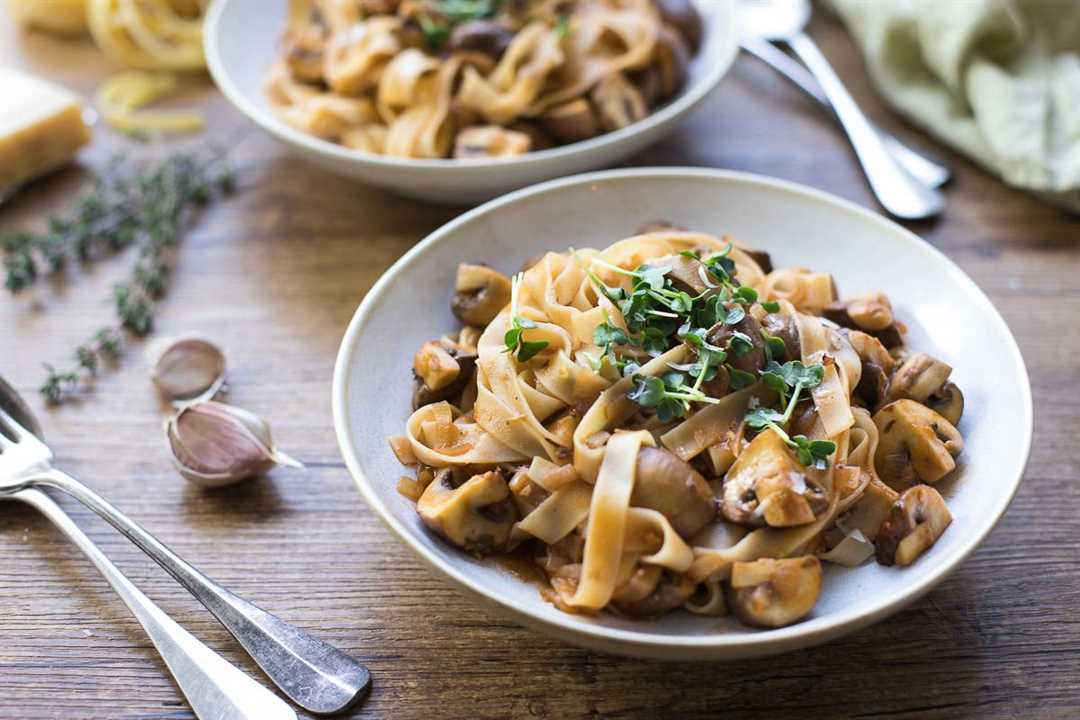 Спагетти с грибами в сливочном соусе: лучший рецепт для семейного ужина