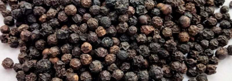 Перец черный горошек - его удивительные свойства и применение в кулинарии